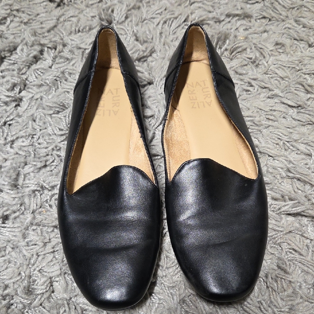 Naturalizer Elegant Black Leather Flats